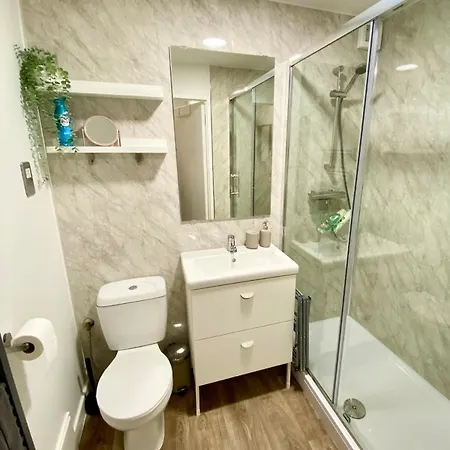 1 Bedroom Flat Near Southmead Hospital Apartman